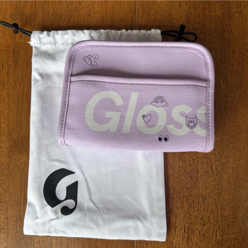 Glossier Olivia Rodrigo Makeup Bag NWT